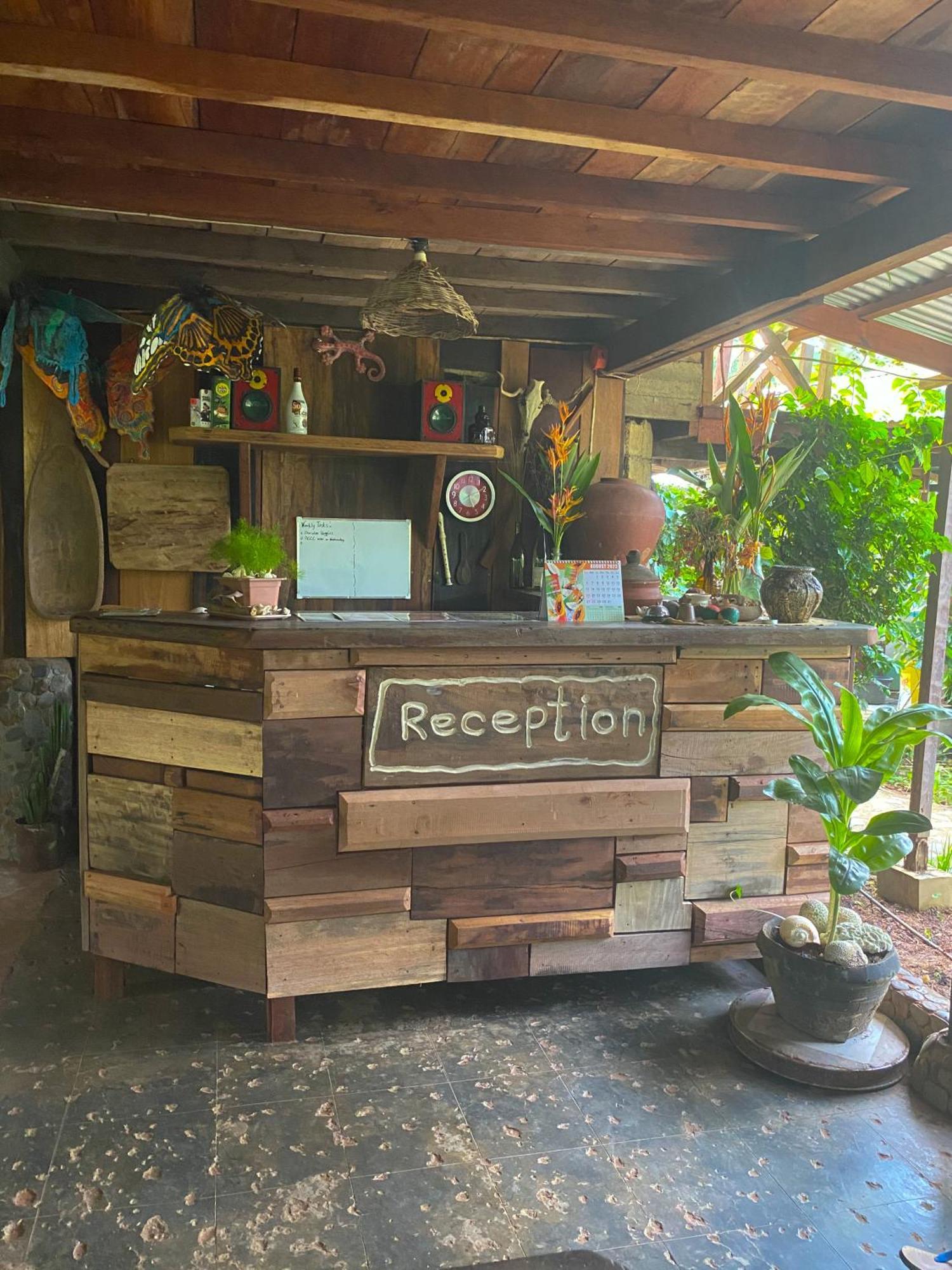 Cafe Sabang Guest House Bagian luar foto