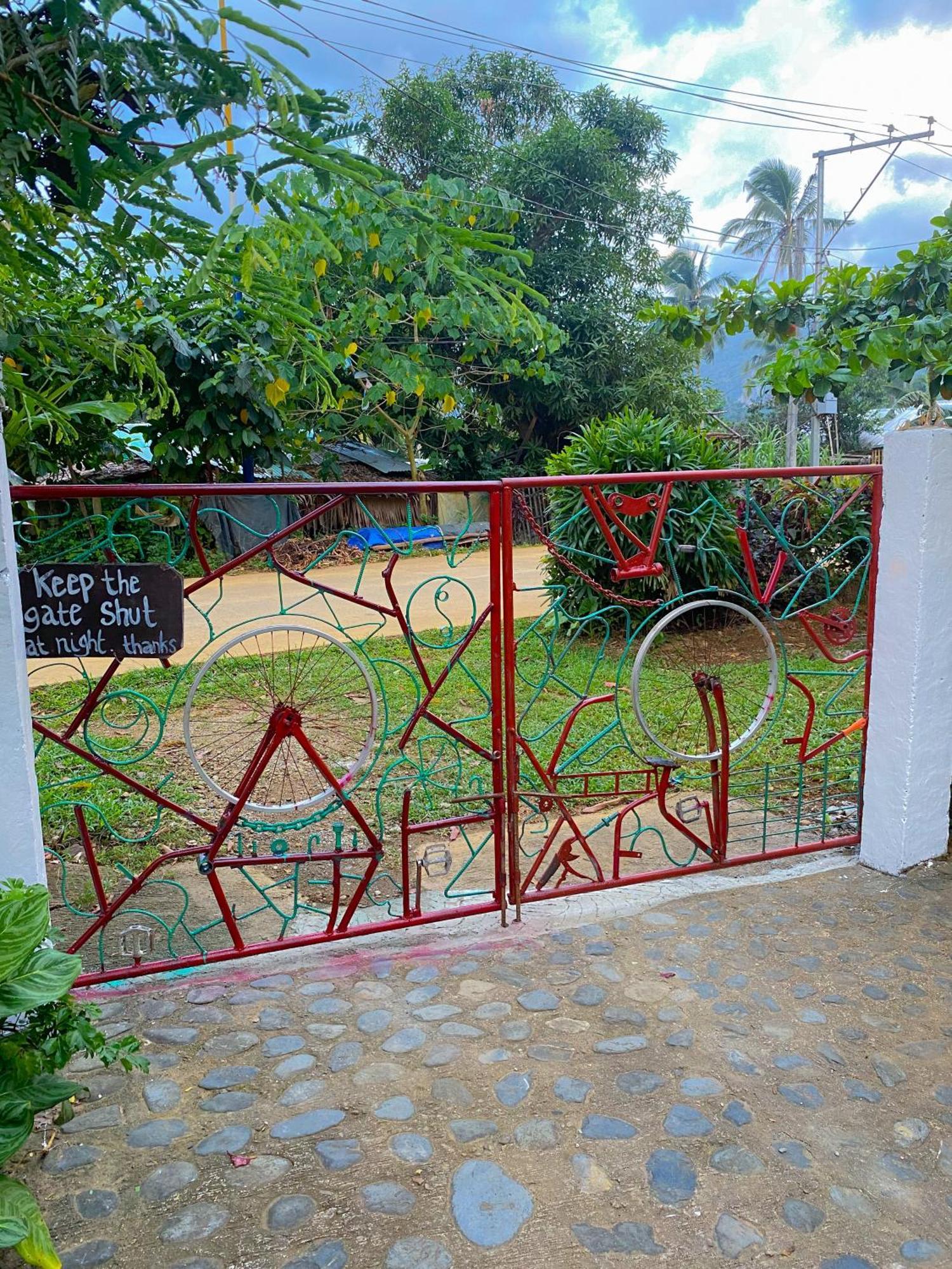 Cafe Sabang Guest House Bagian luar foto